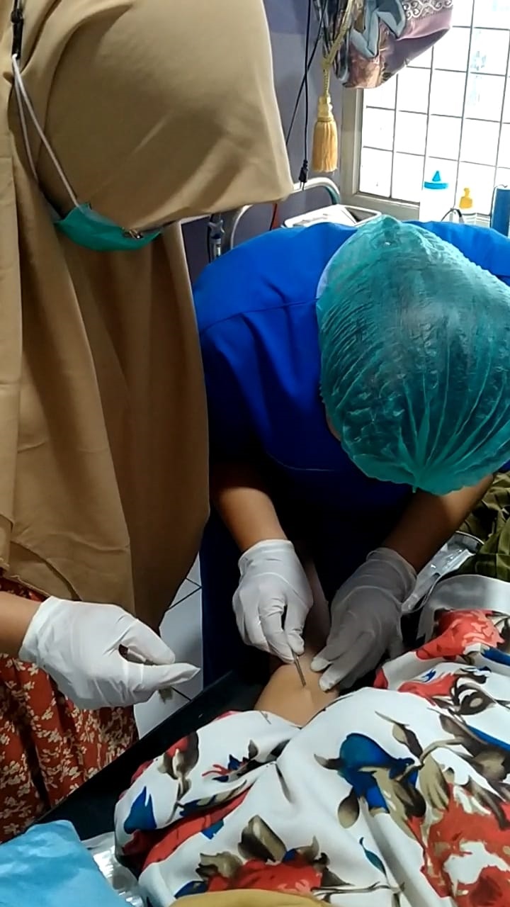 Pelaksanaan kepaniteraan klinik Mahasiswa prodi Pendidikan profesi bidan program Profesi STIKes Mitra Husada Medan di puskesmas Bromo